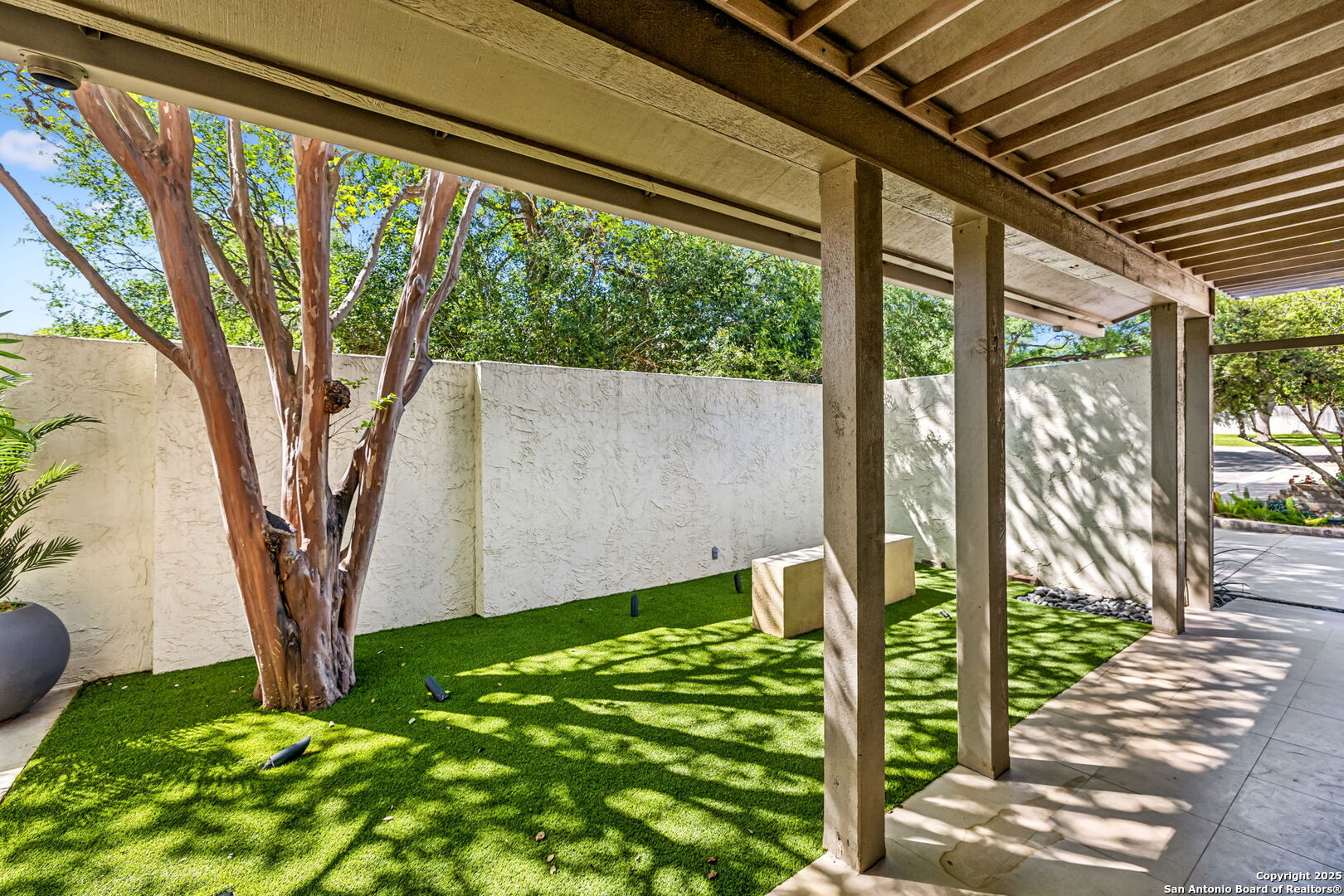 40 Oakwell Farms Pkwy