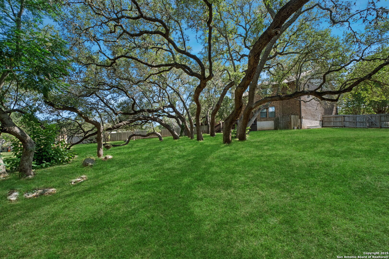 2814 Redriver Creek