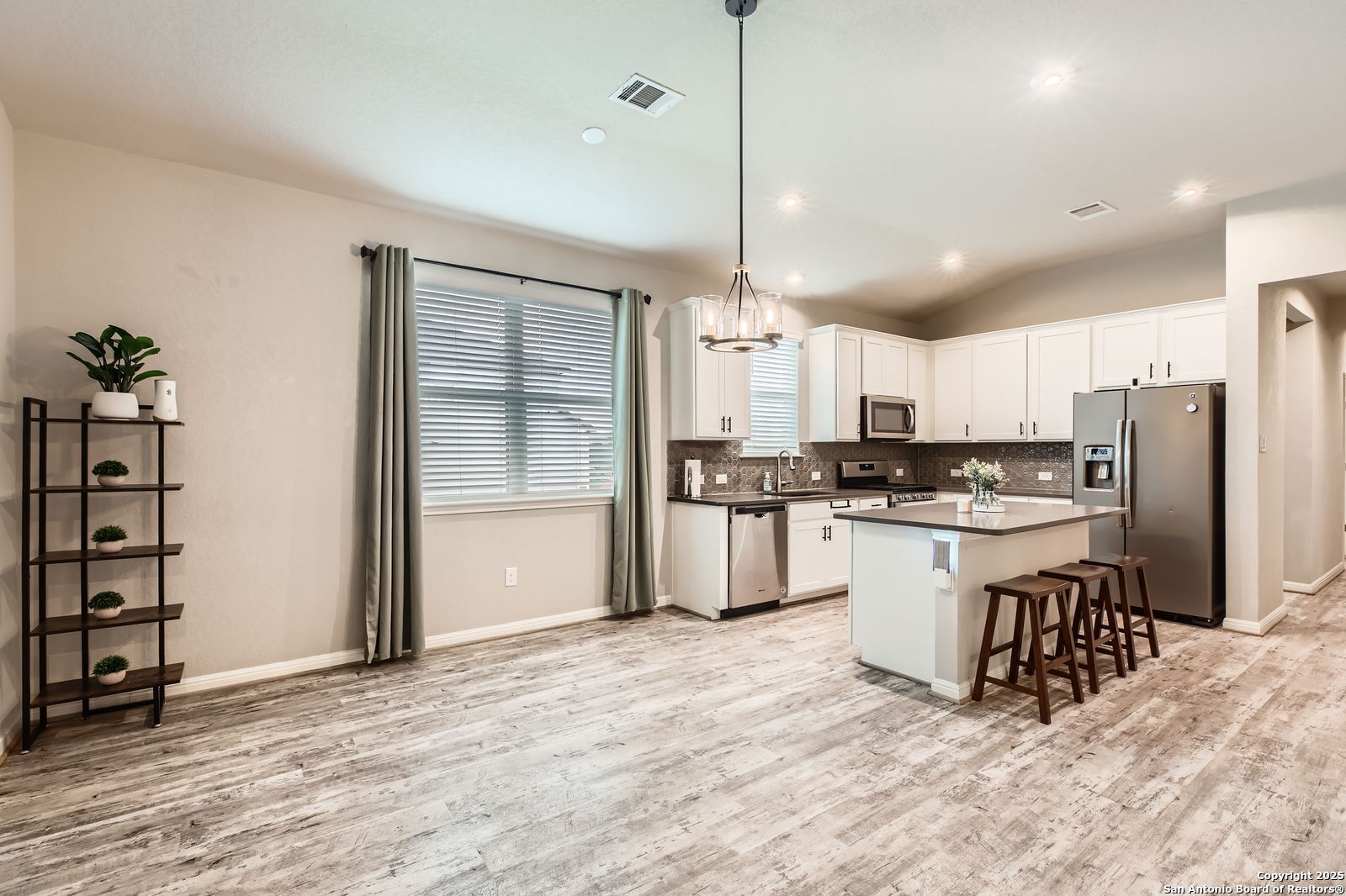 11603 Bakersfield Pass
