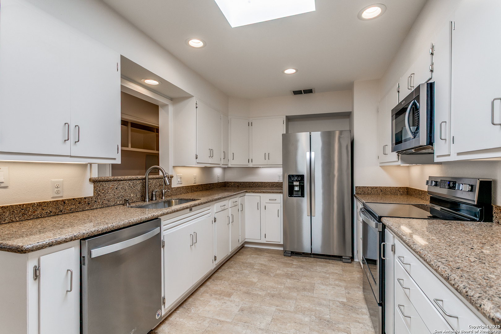 251 Brightwood