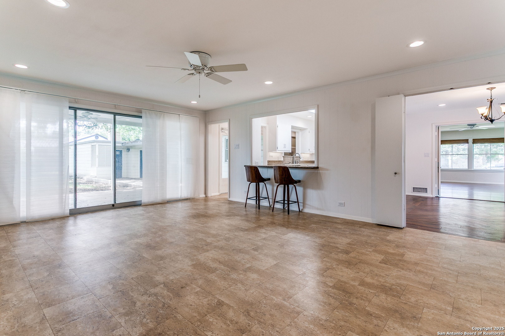251 Brightwood