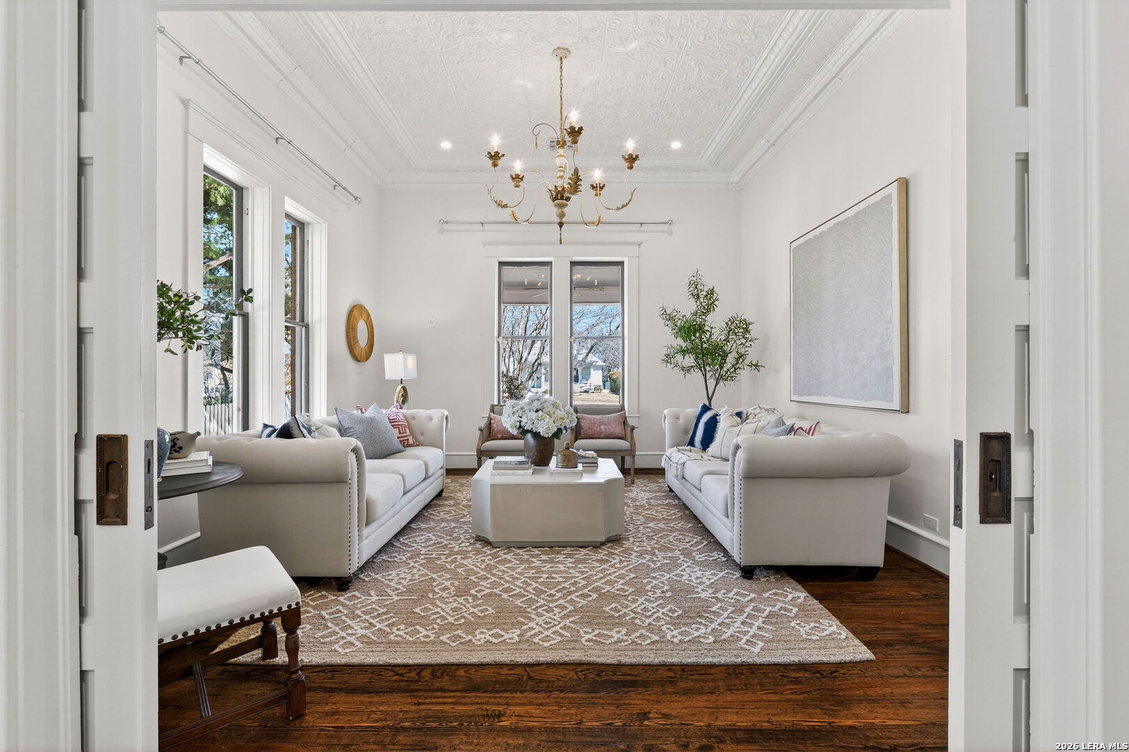 509 W Austin St