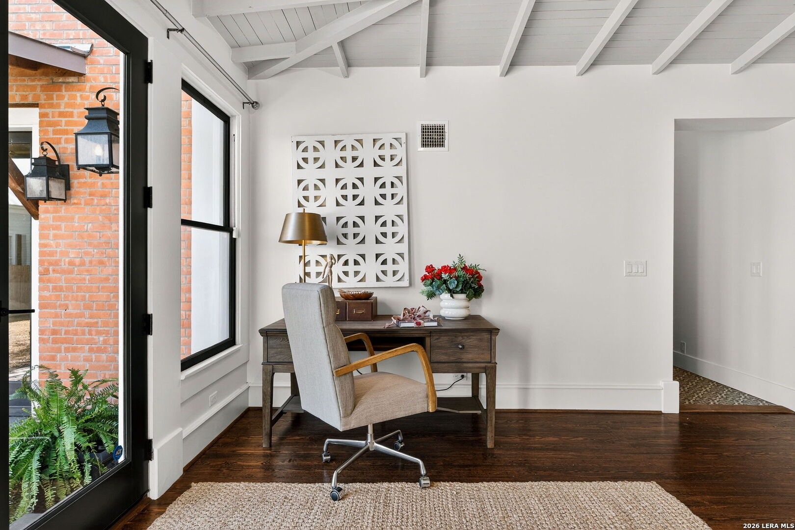 509 W Austin St