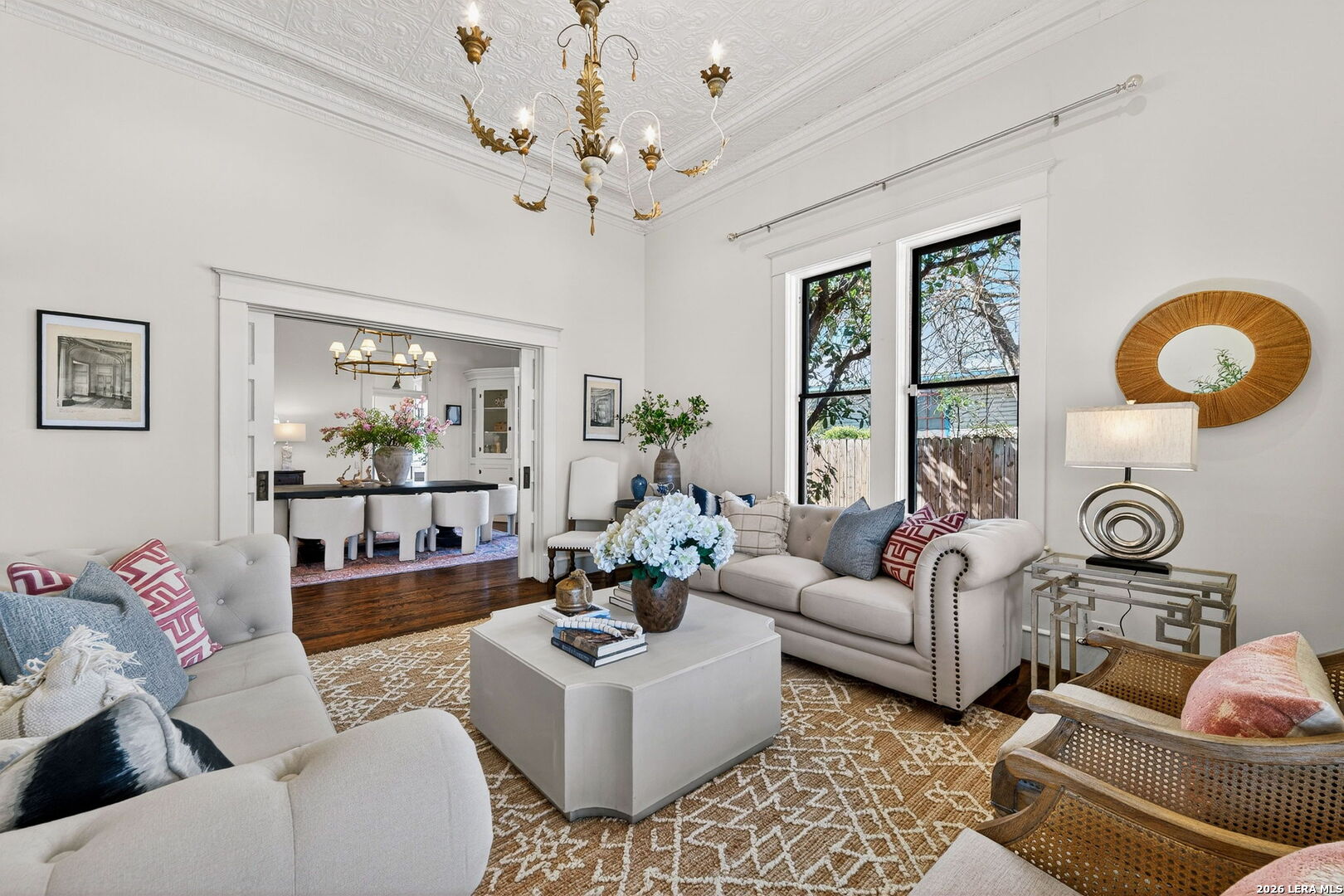 509 W Austin St