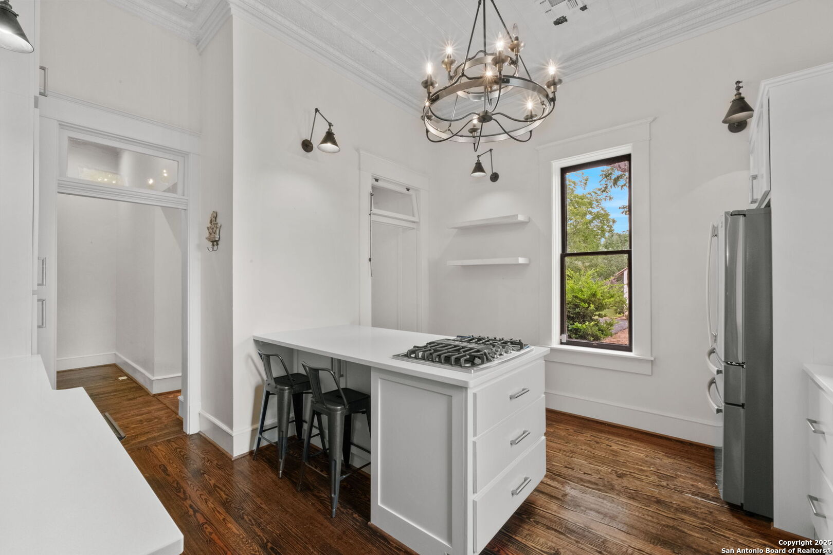 509 W Austin St