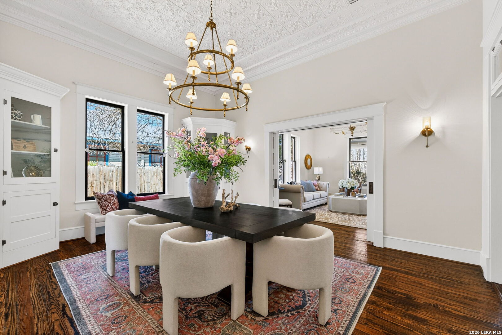 509 W Austin St