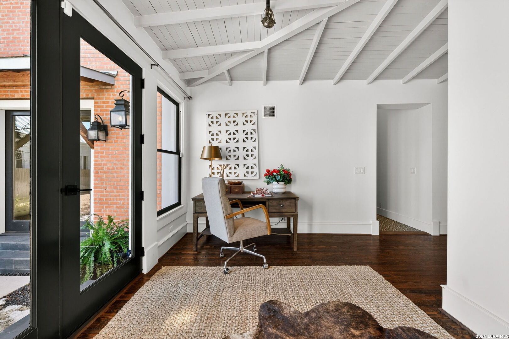 509 W Austin St