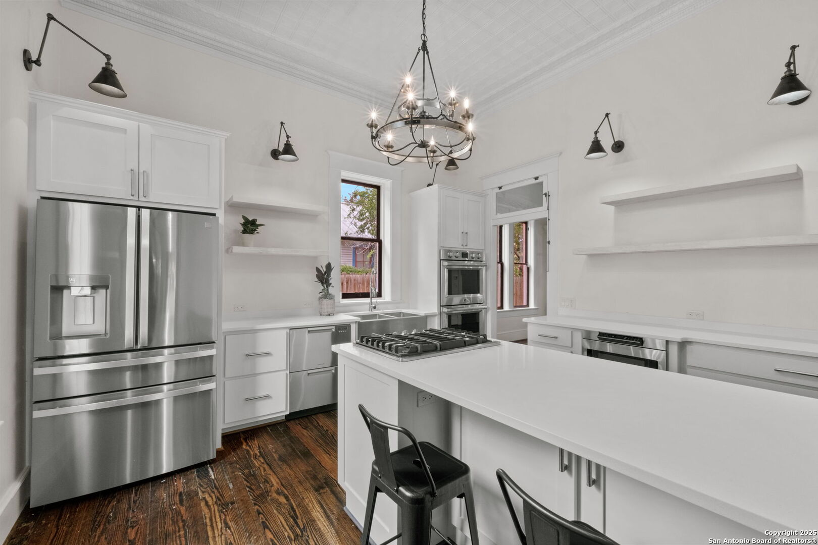 509 W Austin St