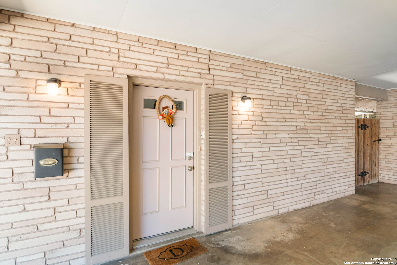 126 Treasure Way