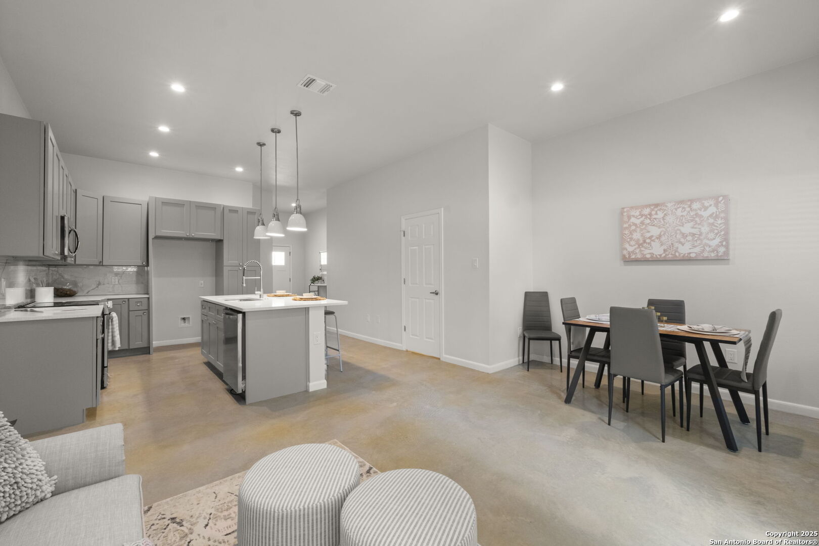 1002 Morningside 3