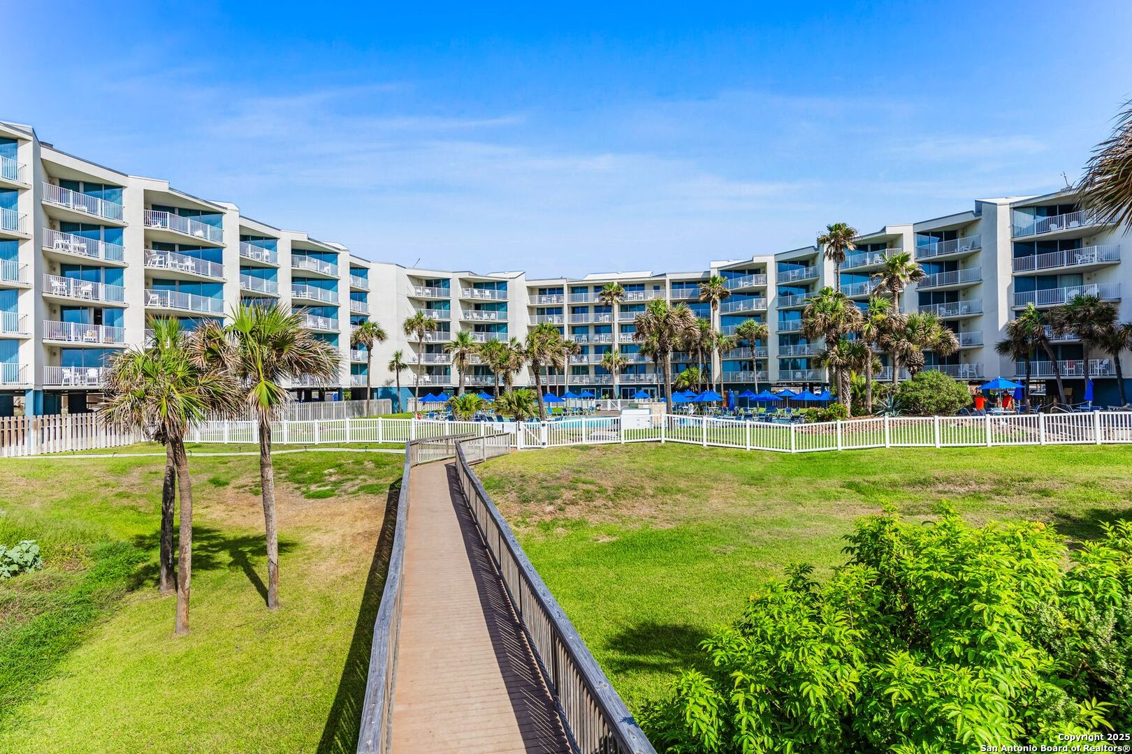 800 Sandcastle Dr 130