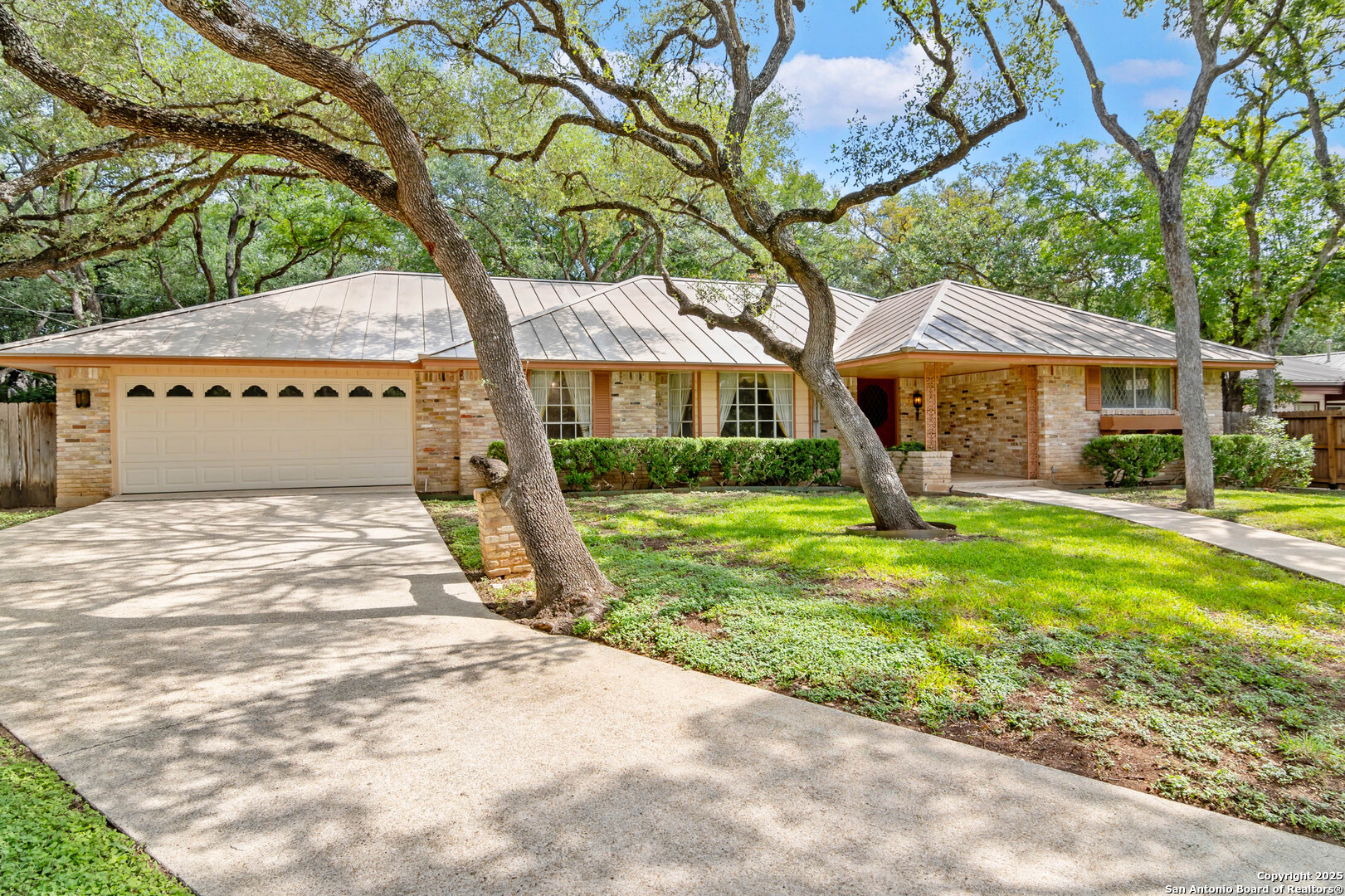 103 Vuewood St
