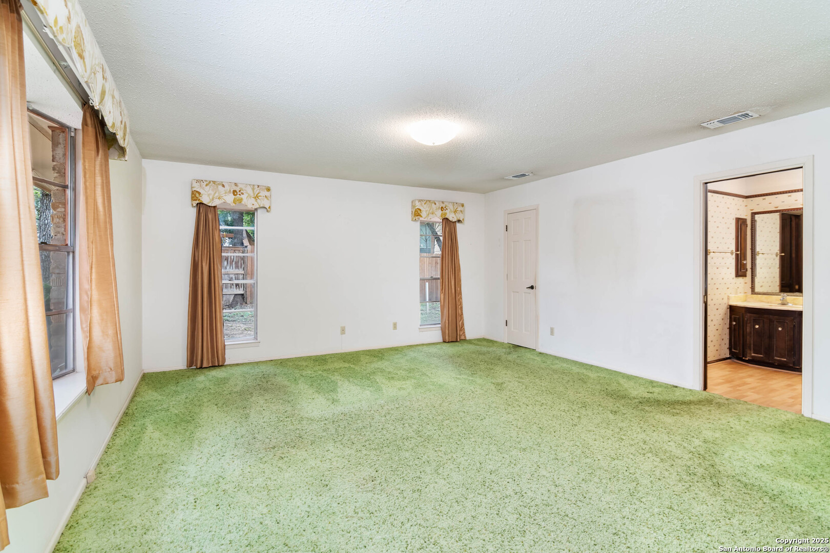 103 Vuewood St