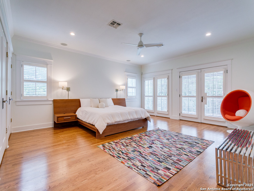 204 Parklane