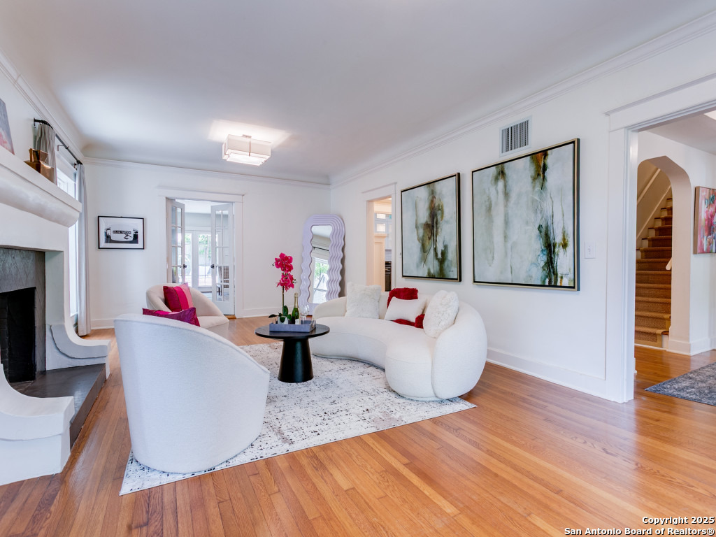 204 Parklane