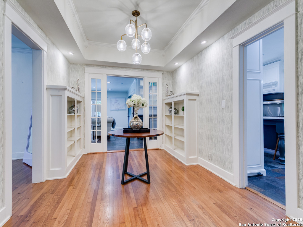 204 Parklane