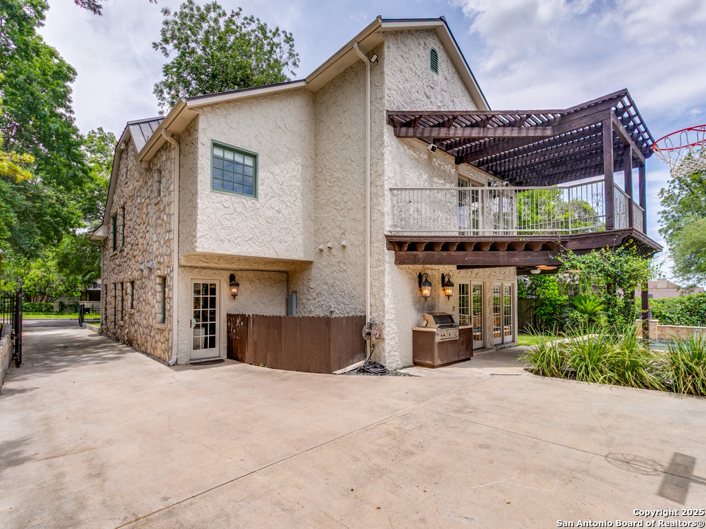 204 Parklane