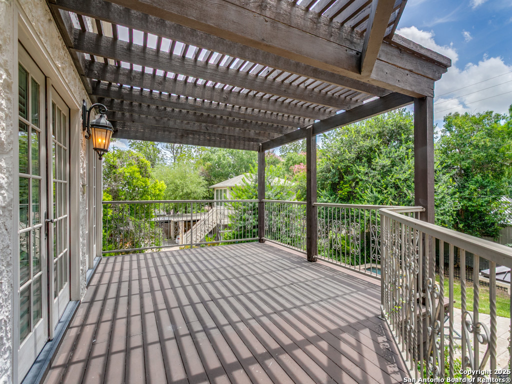 204 Parklane