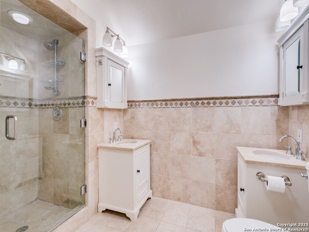 204 Parklane