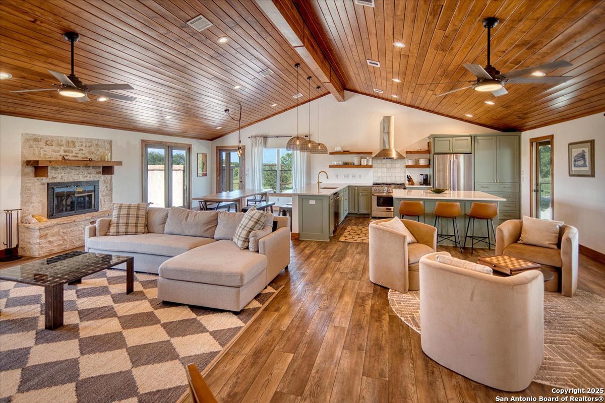 19811 Ranch Road 152