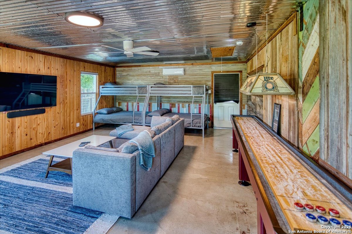 19811 Ranch Road 152