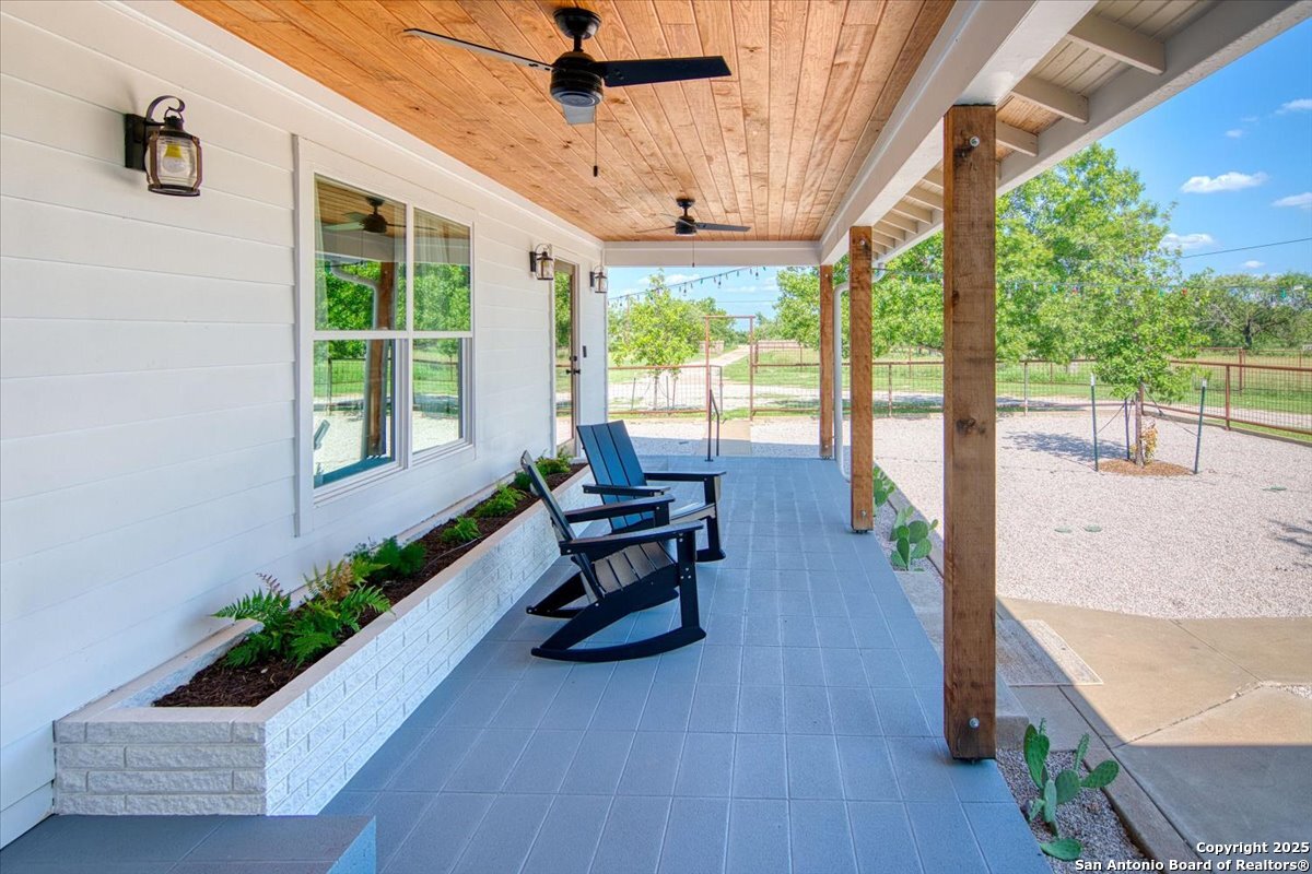 19811 Ranch Road 152