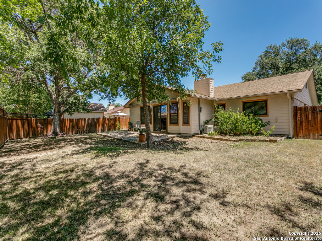14015 Boulder Oaks
