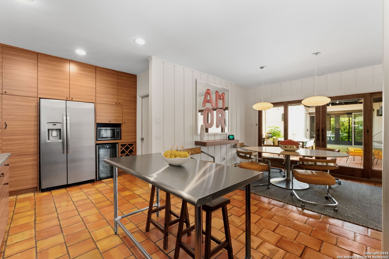 531 ELMHURST AVE