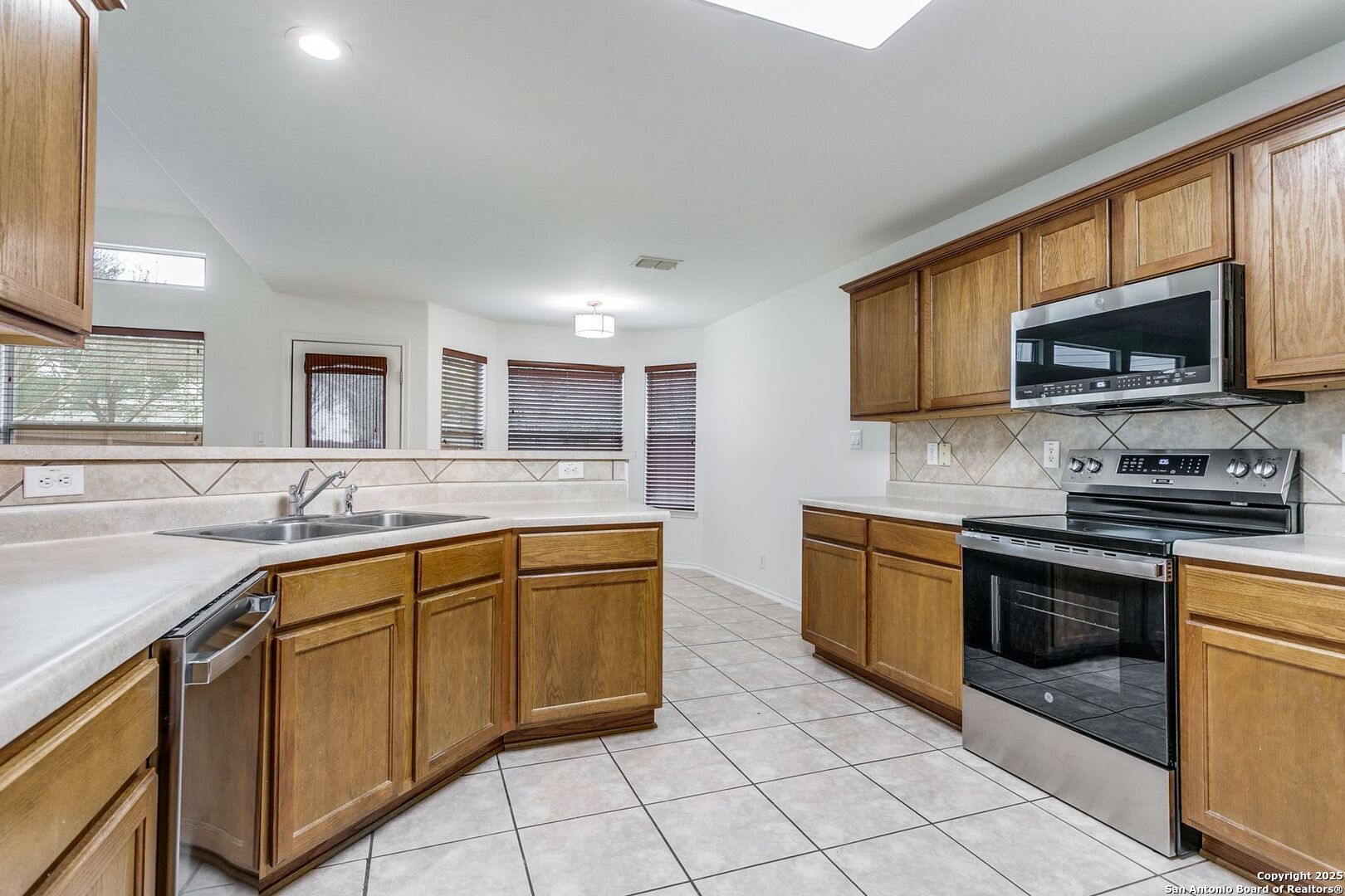 11638 Wood Harbor