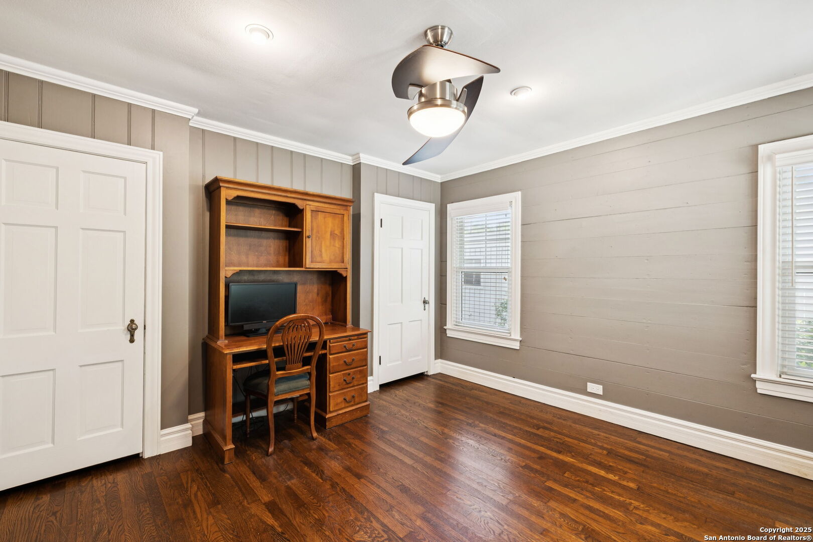 307 Redwood