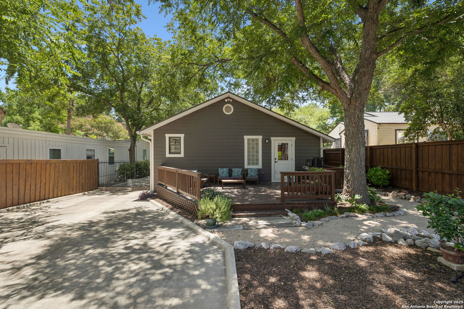 307 Redwood