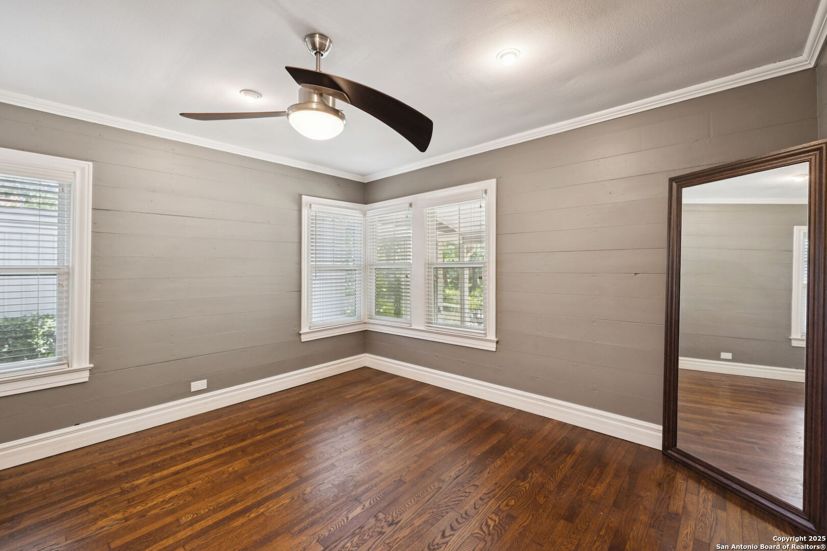 307 Redwood