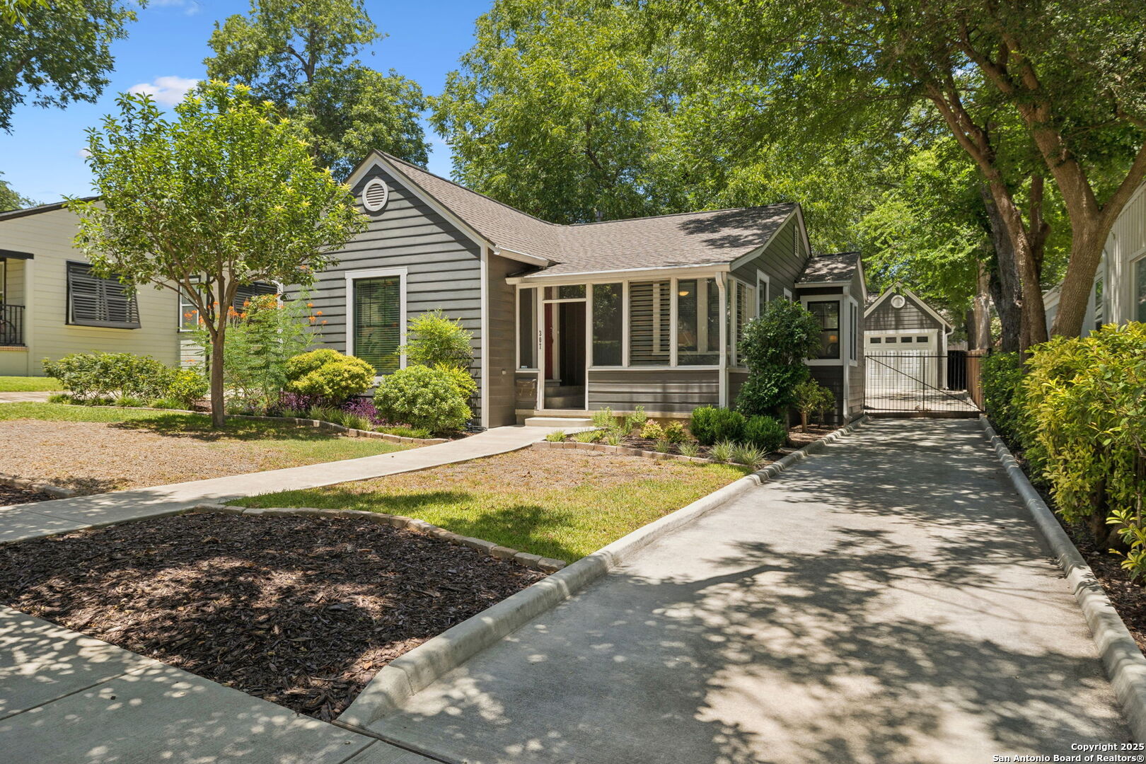307 Redwood