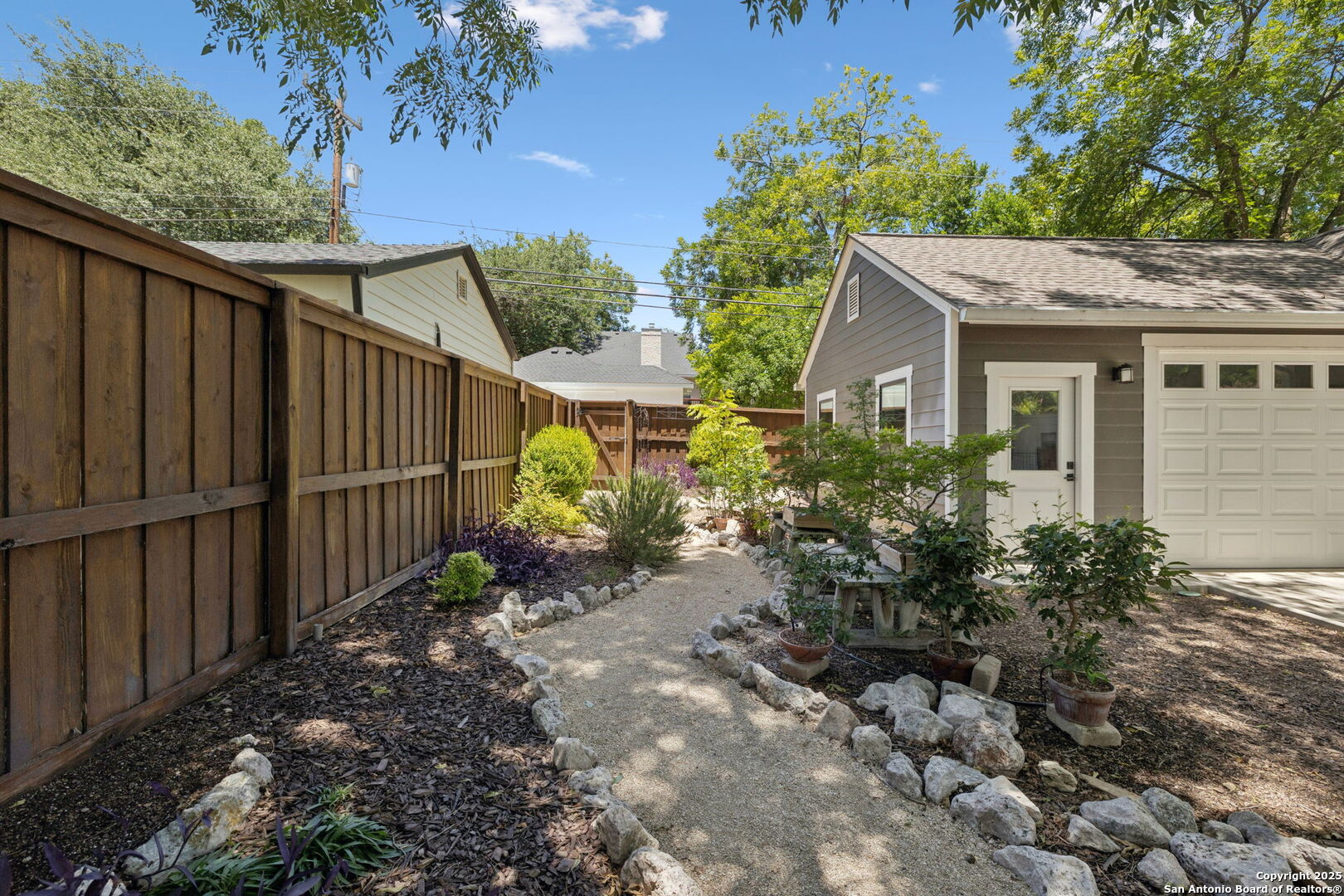 307 Redwood