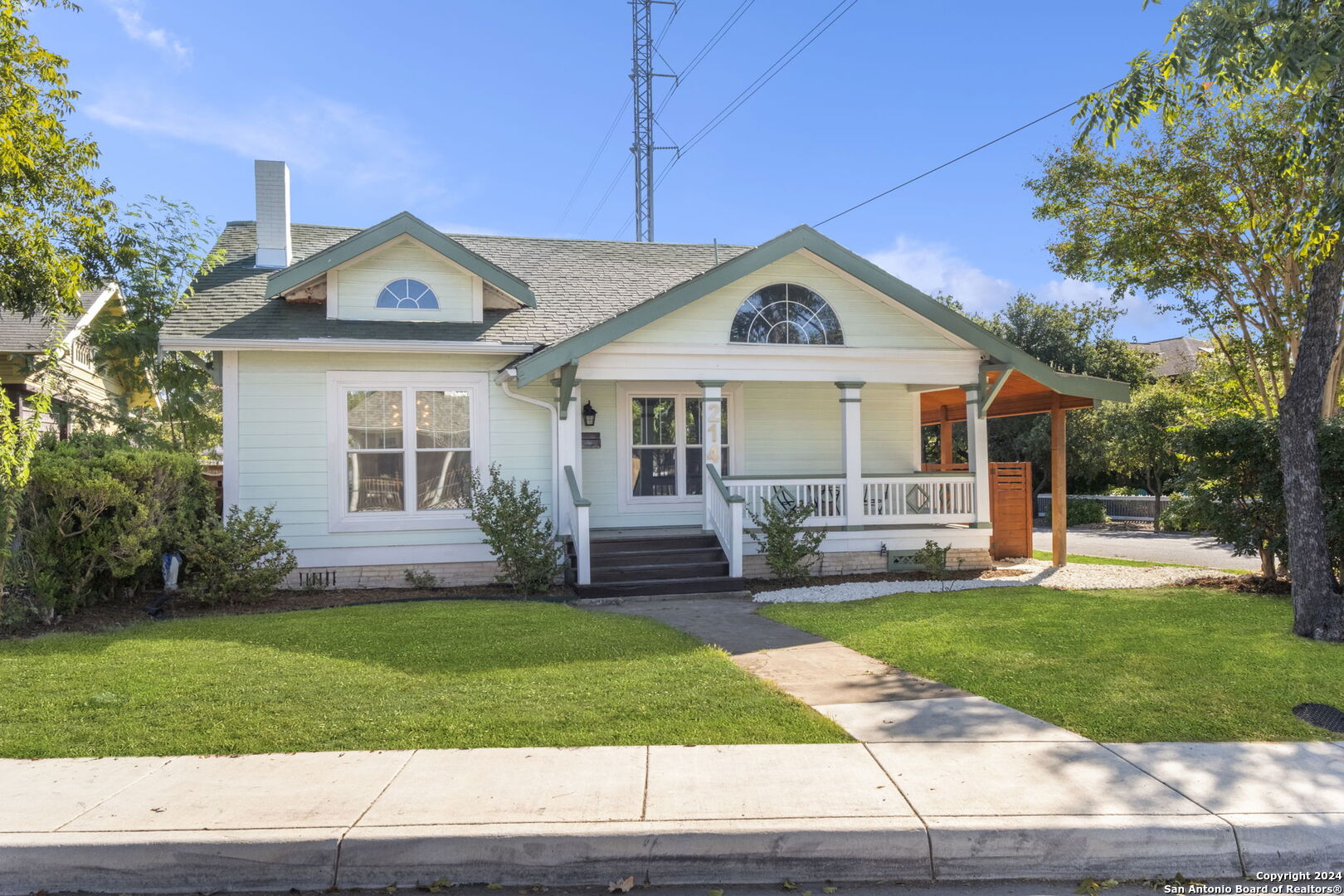 214 Loretta Place