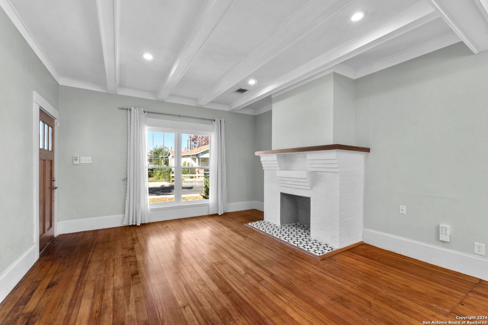 214 Loretta Place