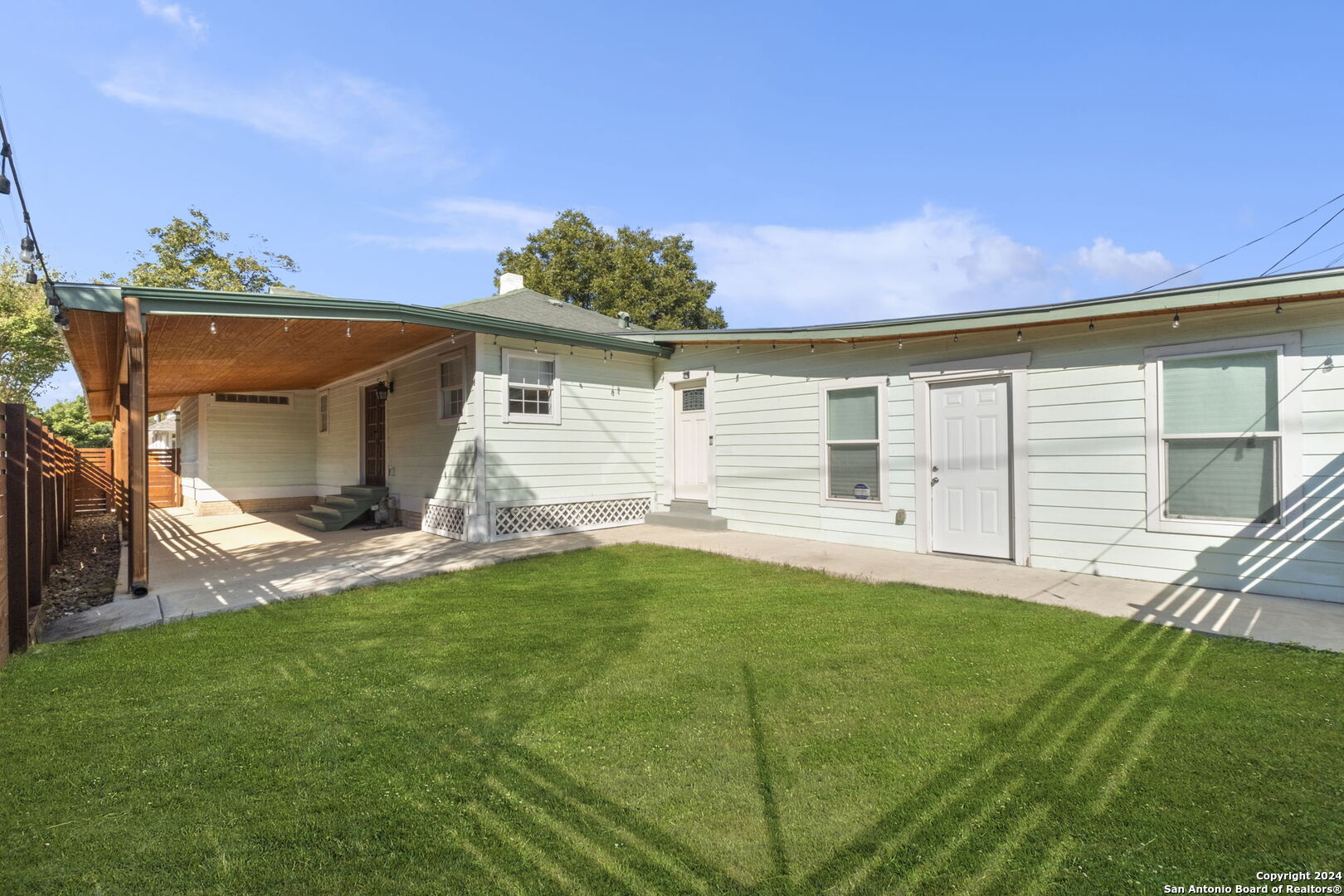 214 Loretta Place