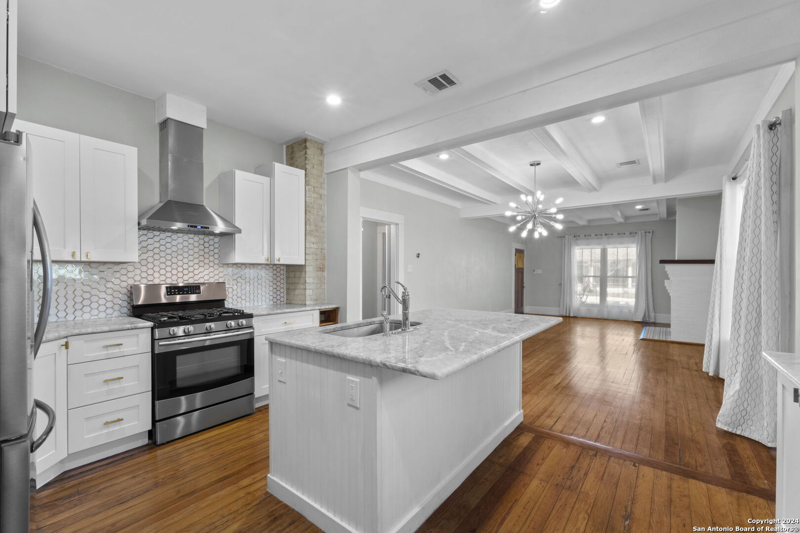 214 Loretta Place