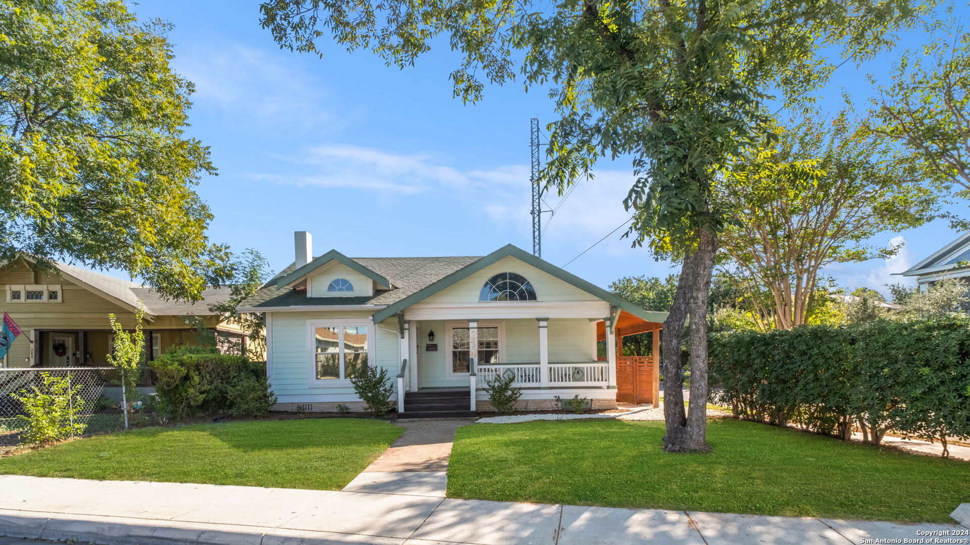 214 Loretta Place