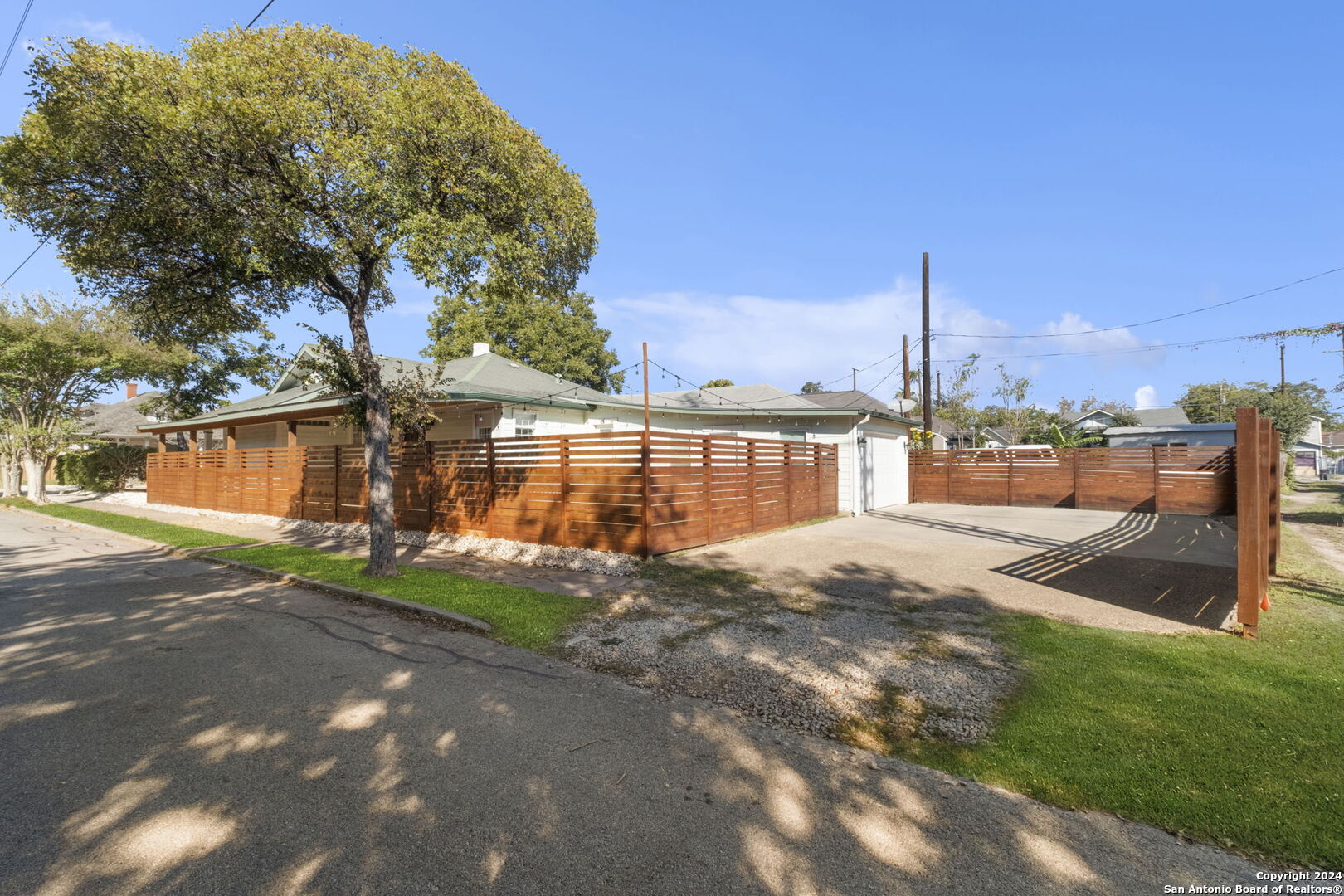 214 Loretta Place