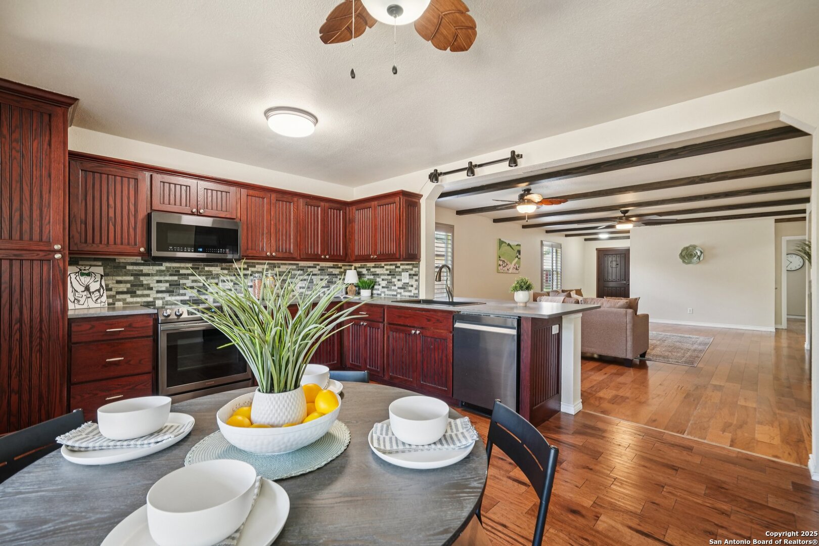 16710 Retama Crown
