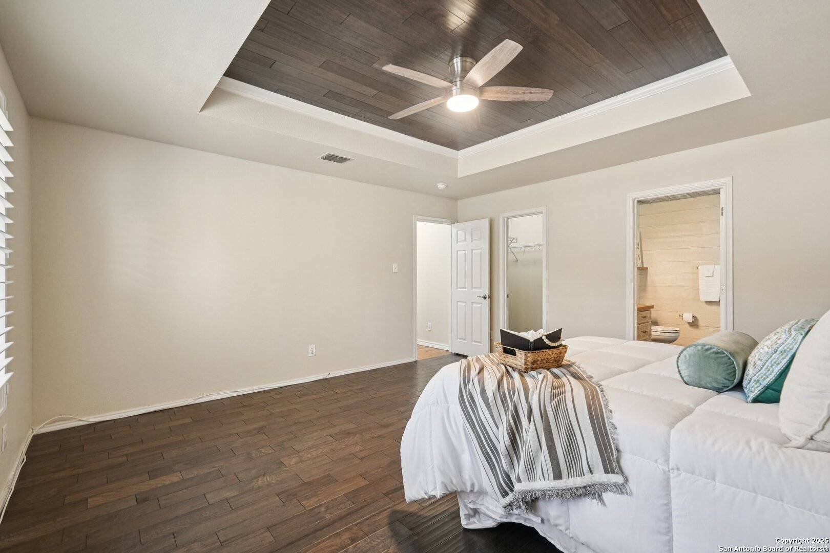 16710 Retama Crown