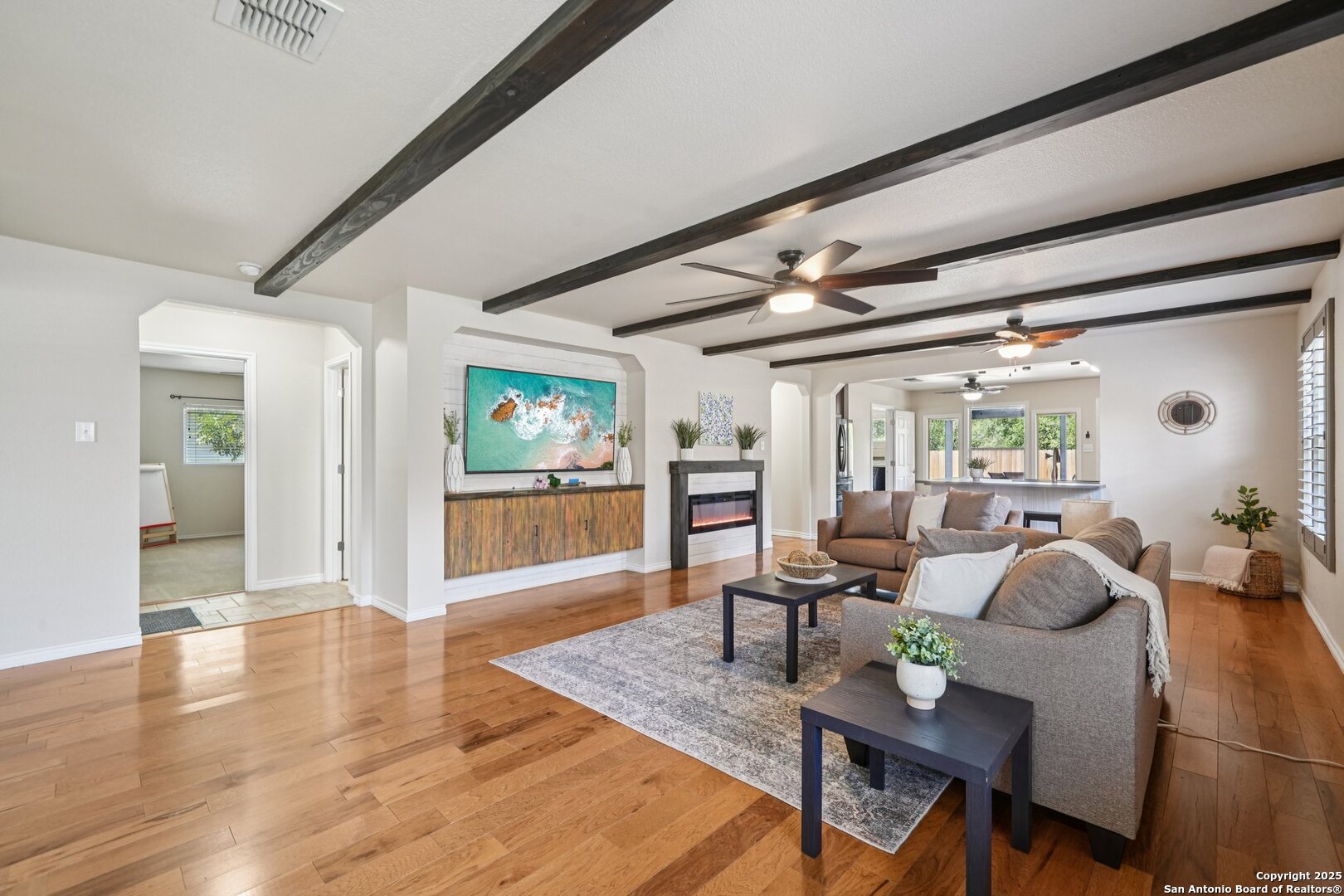 16710 Retama Crown