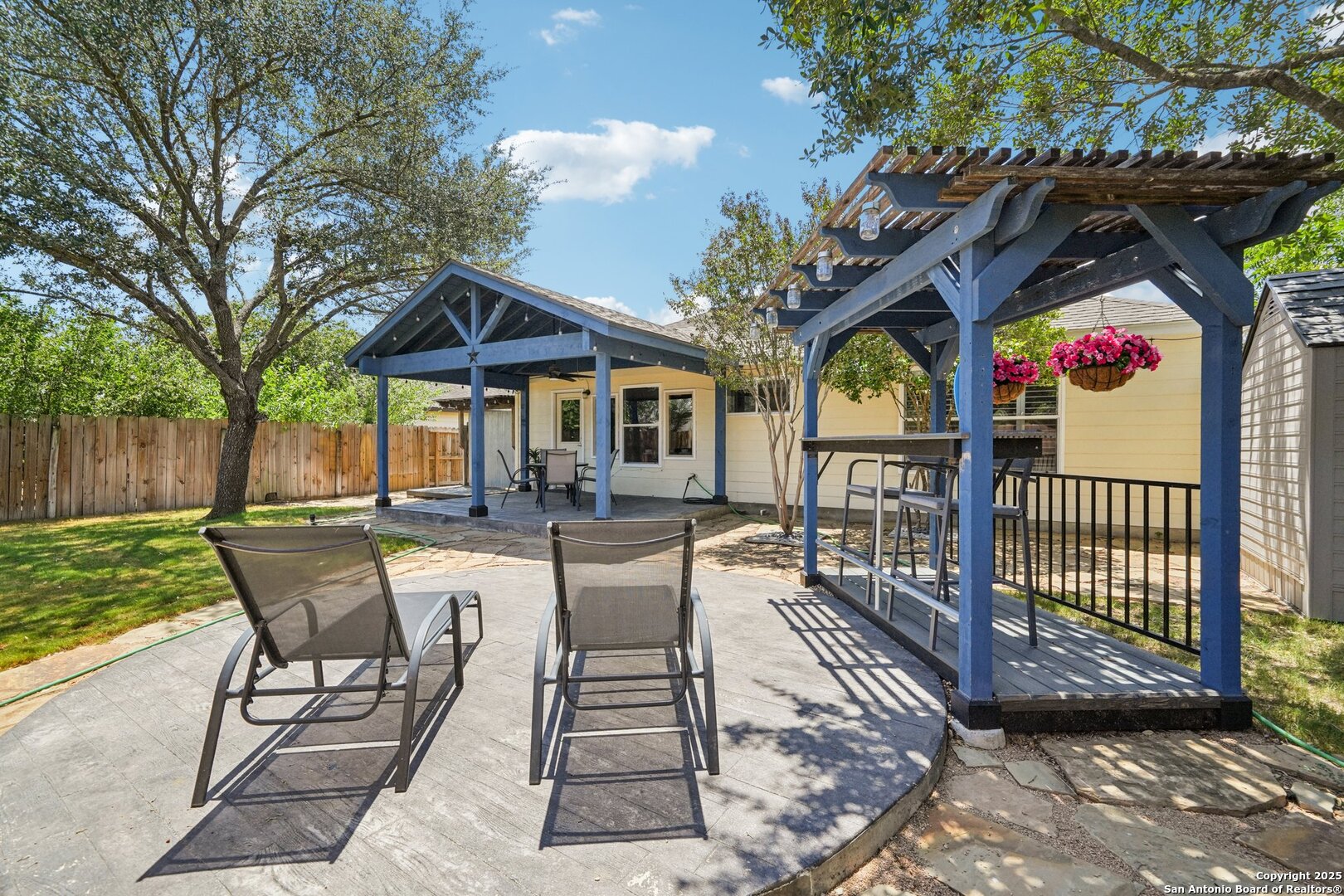 16710 Retama Crown