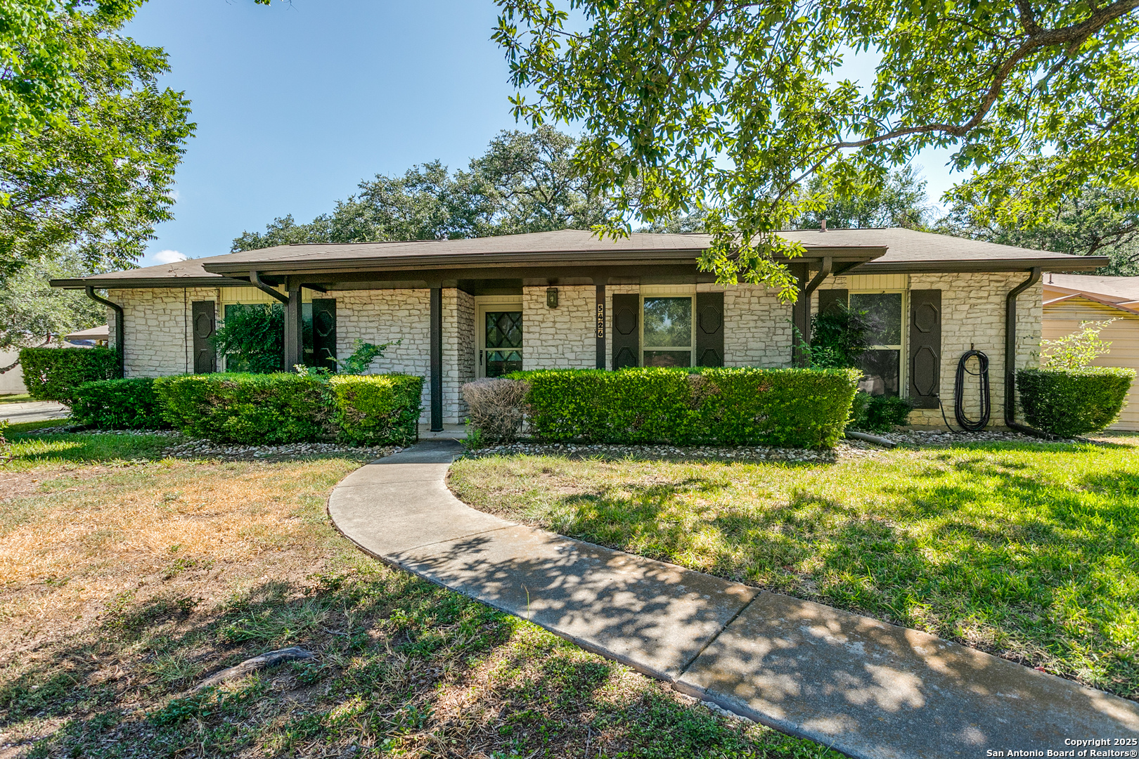 5426 Timbermont
