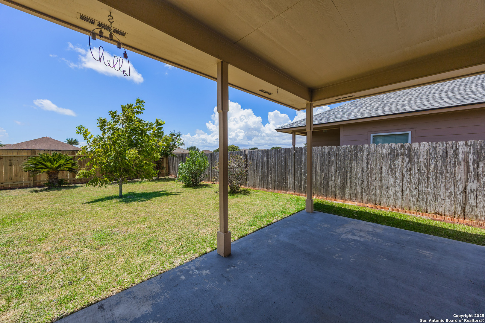 8009 Ventoso St