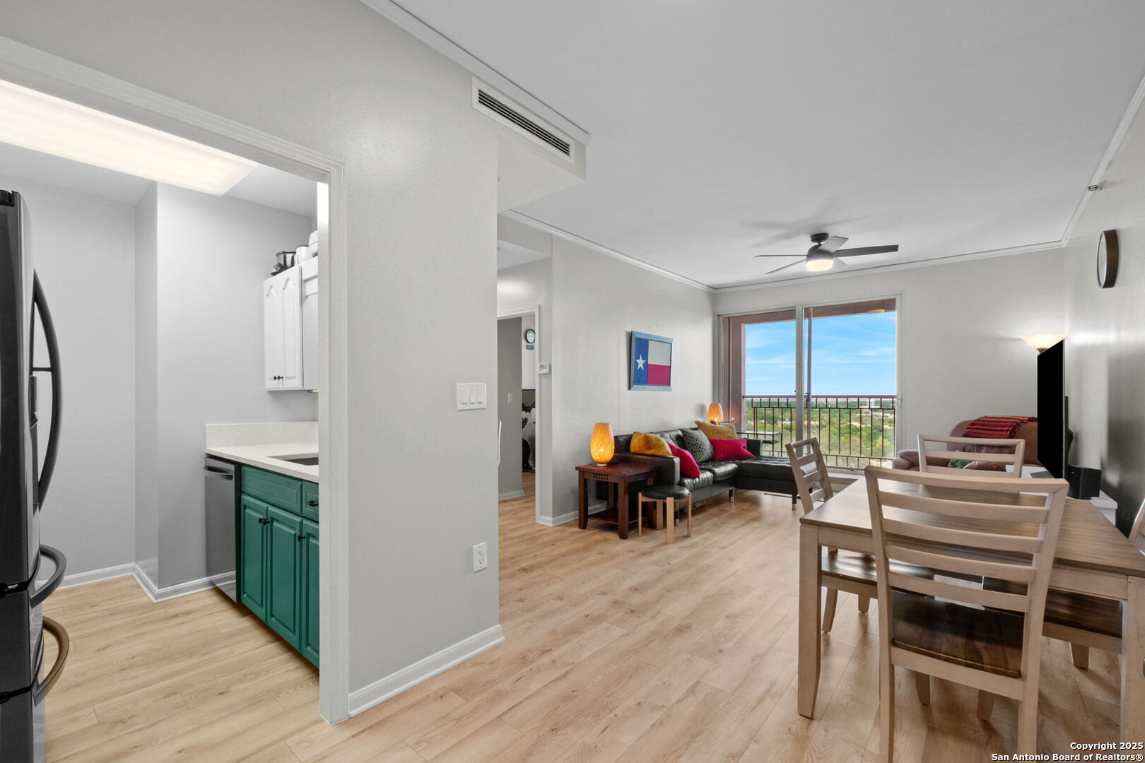 1 Towers Park Lane 1606