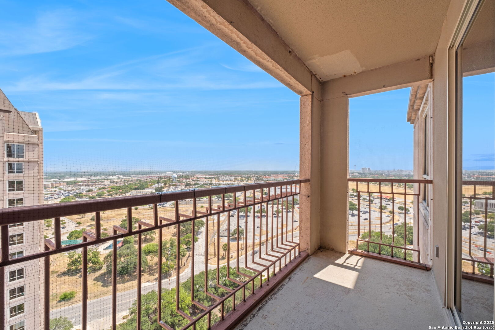 1 Towers Park Lane 2113