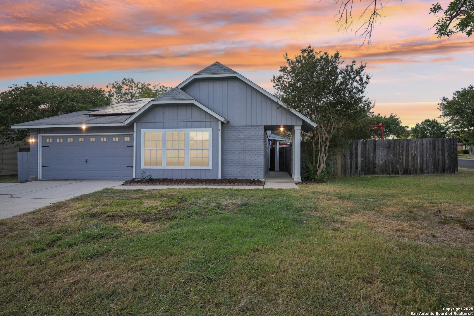 9735 Spruce Ridge