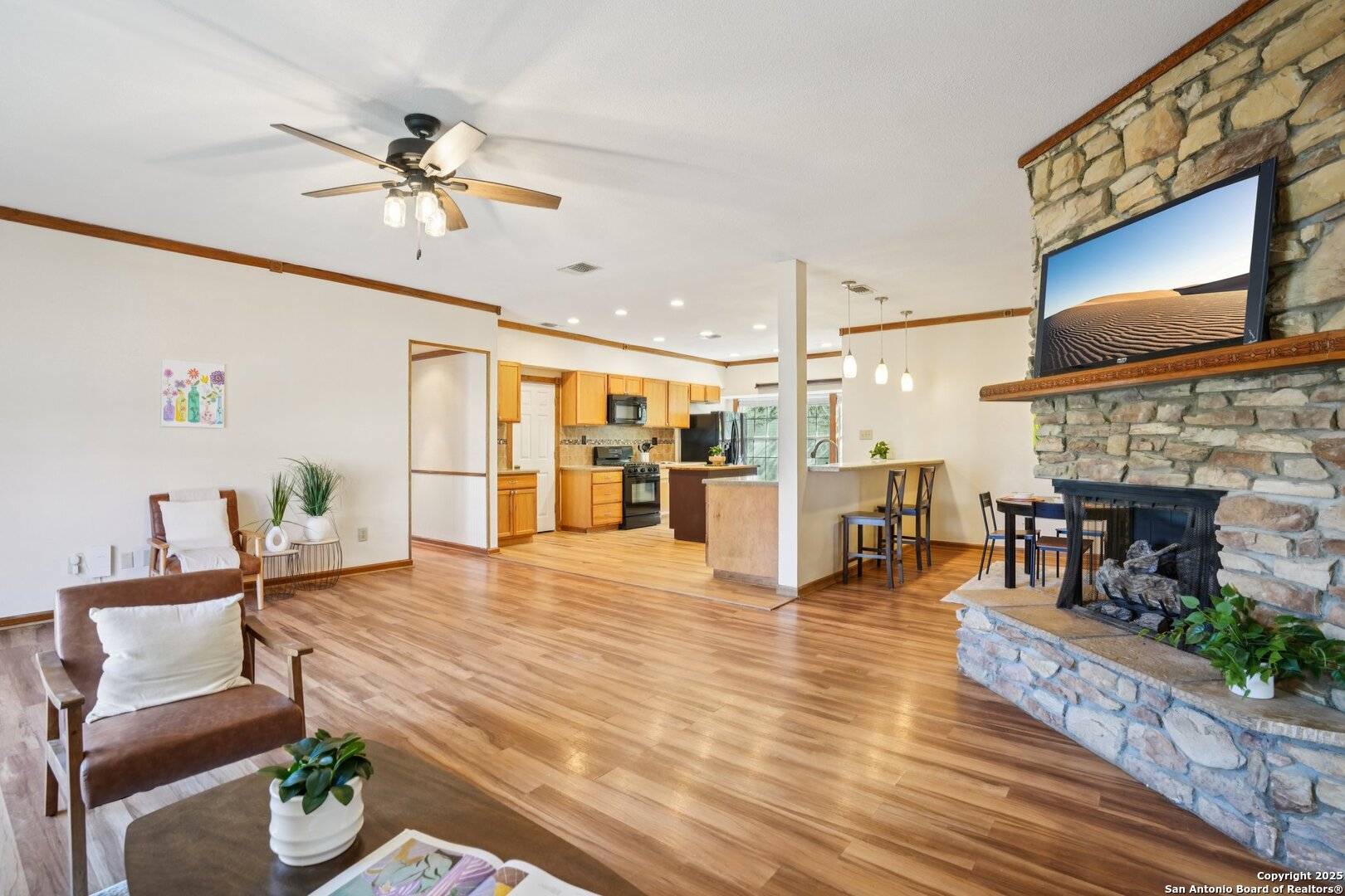 9735 Spruce Ridge